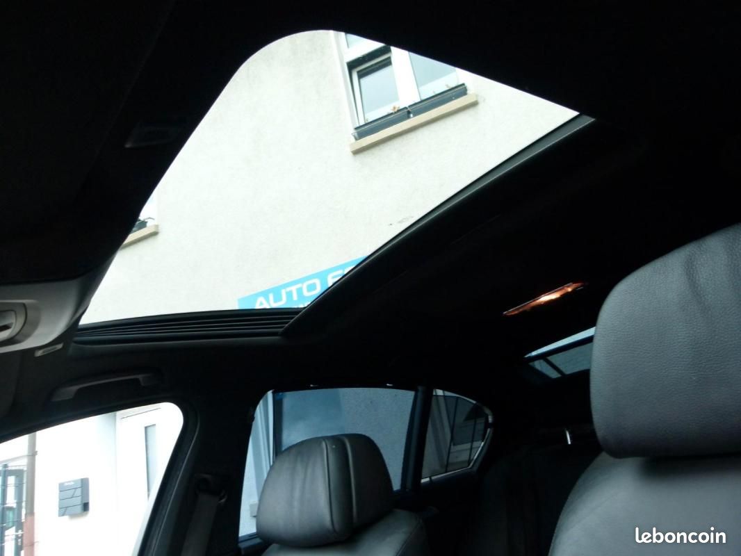 BMW 535 i 306ch - BVA TOIT OUVRANT HUD CAMÉRA DE RECUL INTERIEUR CUIR (image 27)