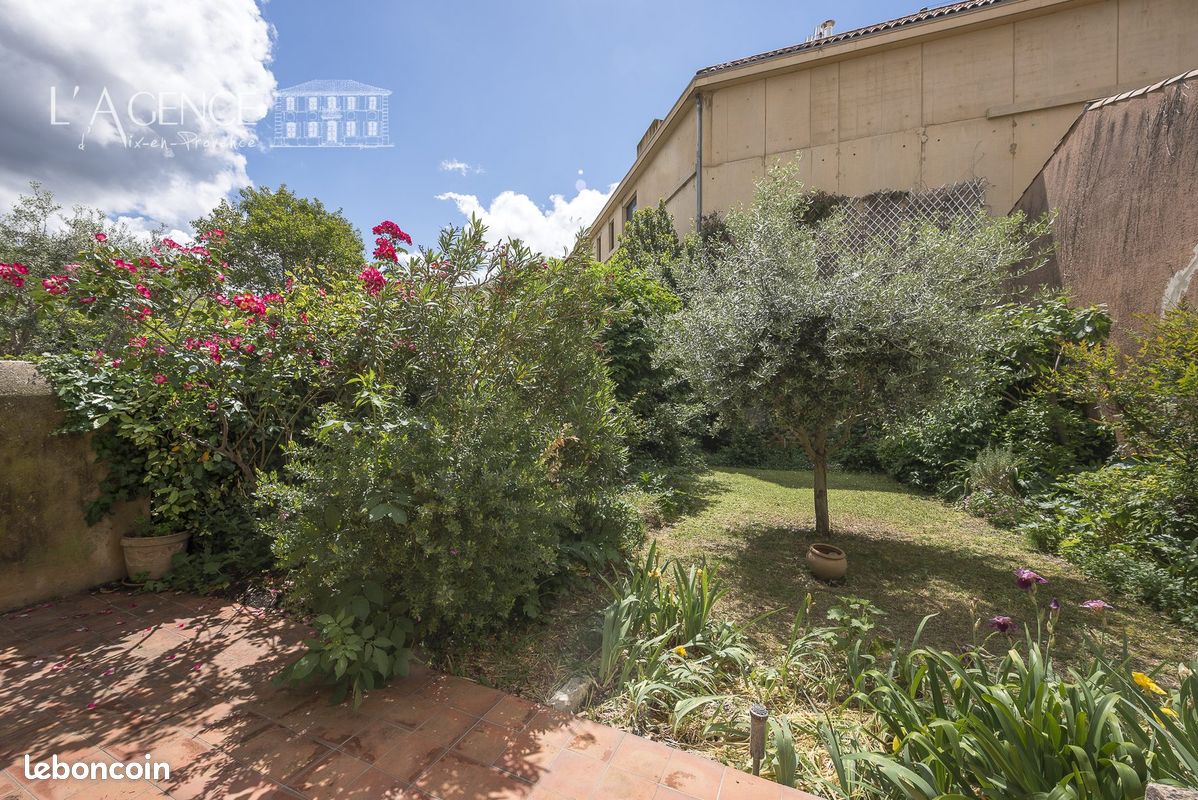 Appartement 9 pièces 245 m² · à Aix-en-Provence · 245 m² · 1 290 000 €