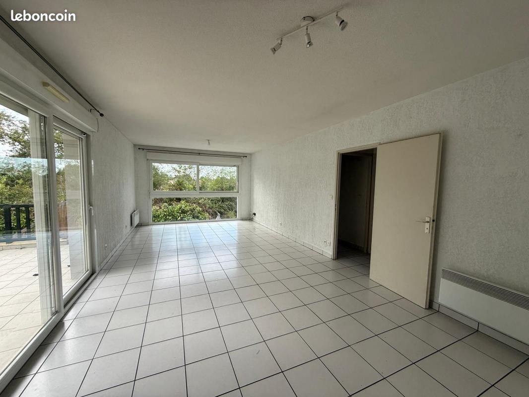 Appartement 3 pièces 69 m² · à Saint-Pierre-du-Mont · 69 m² · 630 €/mois