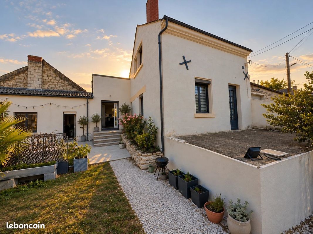Maison 4 pièces 95 m² · à Saint-Just-sur-Dive · 95 m² · 149 800 €