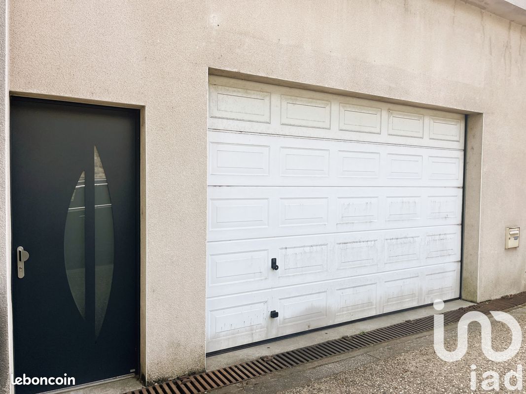 Maison 7 pièces 246 m² · à Parthenay · 246 m² · 158 000 €