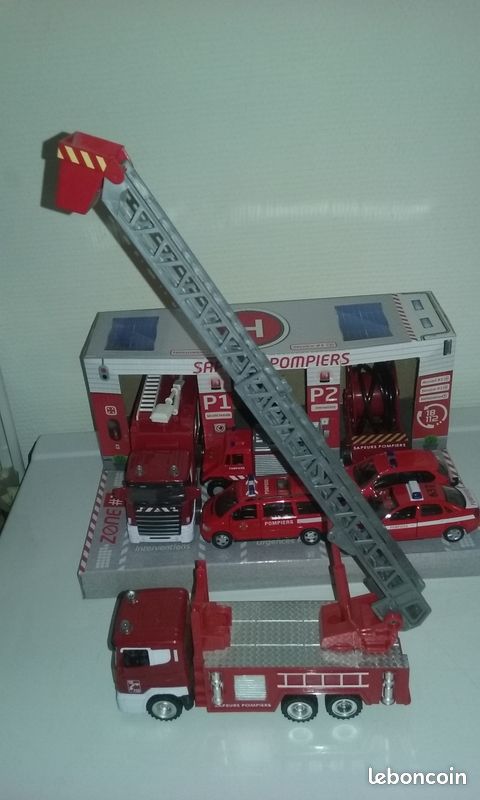 Lot véhicules de pompiers (image 4)