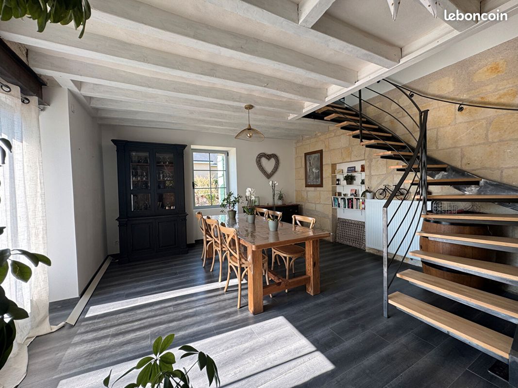 Maison 5 pièces 109 m² · à Brissac Loire Aubance · 109 m² · 299 500 €