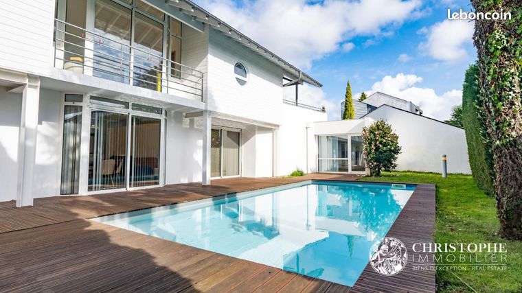 Maison 6 pièces 189 m²