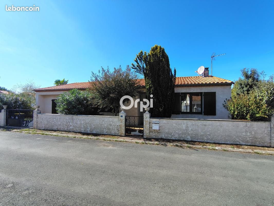 Maison 3 pièces 86 m² · à Breuillet · 86 m² · 263 700 €