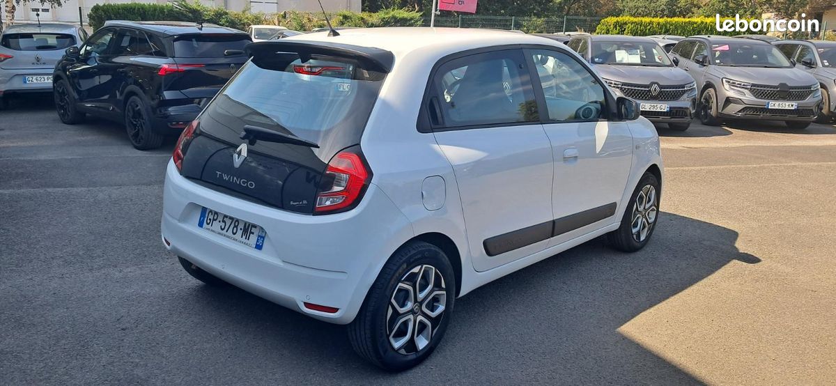 Renault Twingo III SCe 65 Equilibre (image 8)