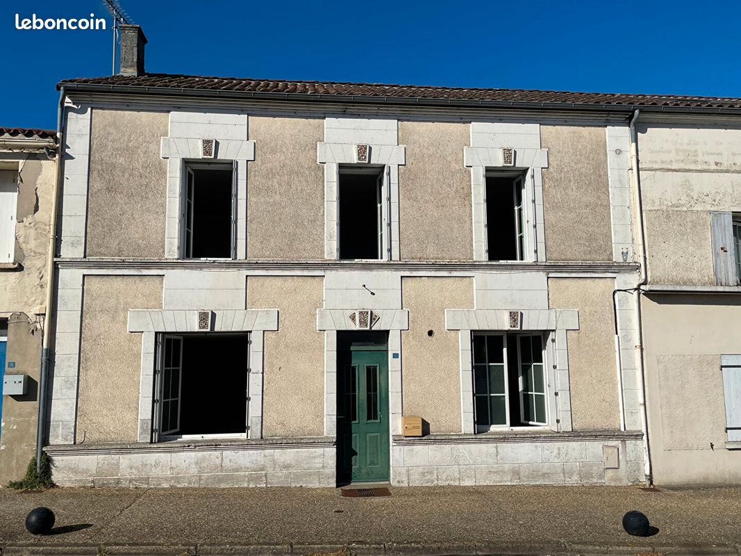Maison 5 pièces 120 m² · à Beurlay · 120 m² · 164 300 €