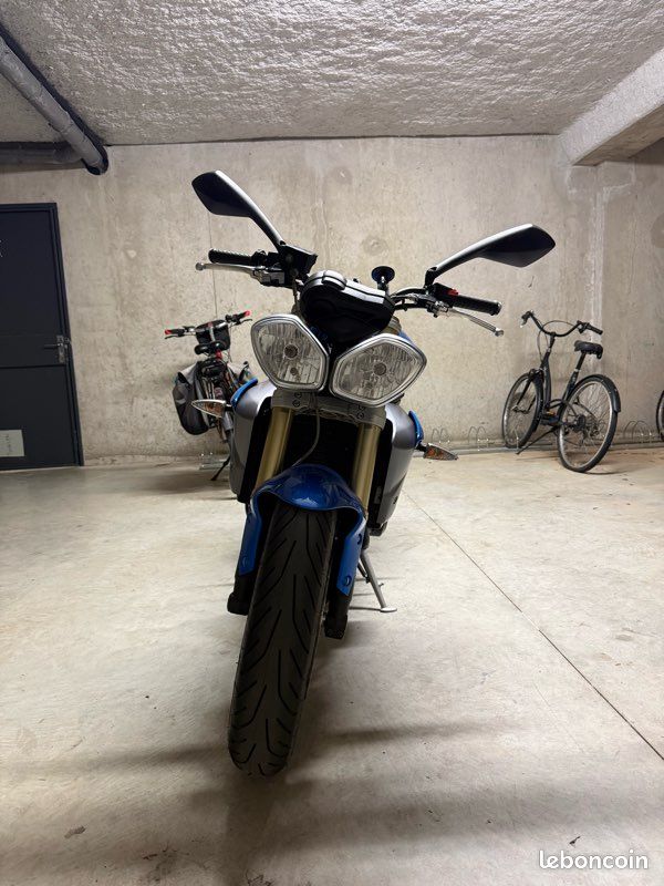 Triumph street triple 675 (image 2)