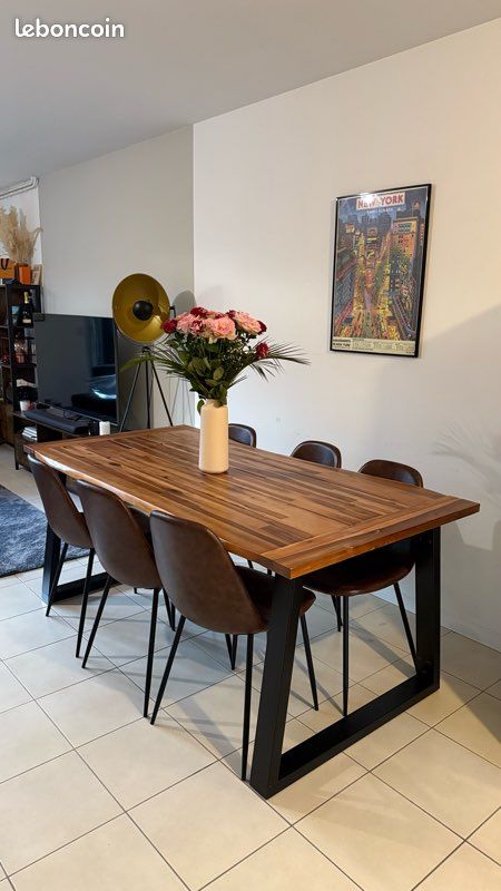 Table à manger en bois + chaises (image 2)