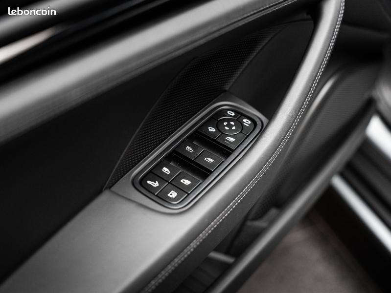 Porsche Panamera 2.9 V6 544ch 4S E-Hybrid (image 23)