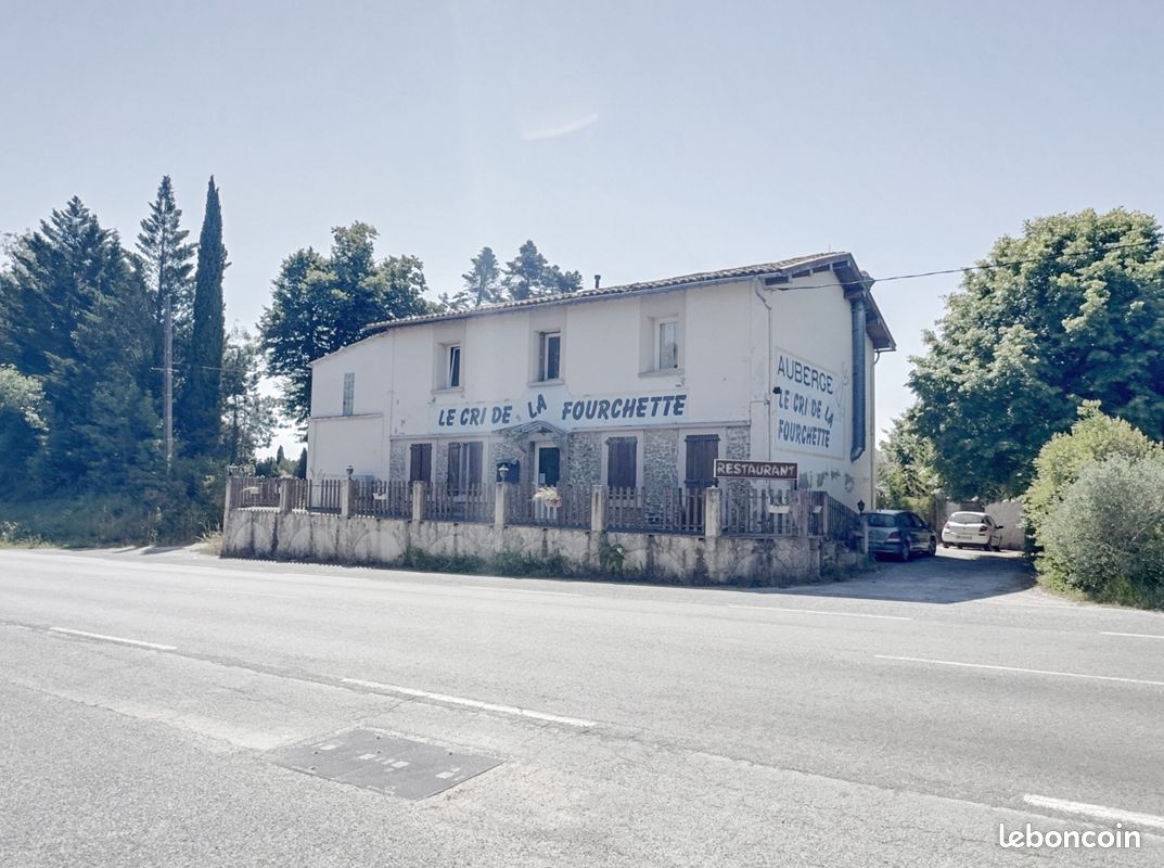 Immeuble 250 m² · à Puylaurens · 250 m² · 110 000 €