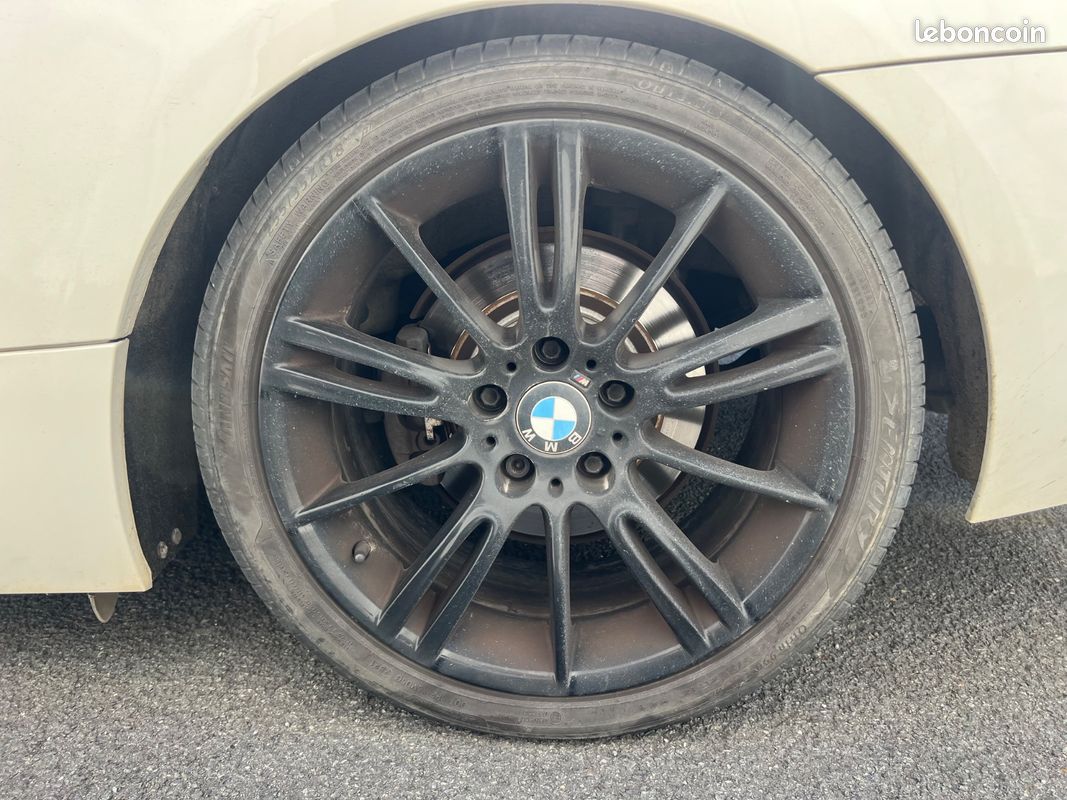 BMW SERIE 3 COUPE E92 LCI 320d 184ch PACK M Steptronic A MOTEUR CHANGE 13 000KM + TOIT OUVRANT (image 25)