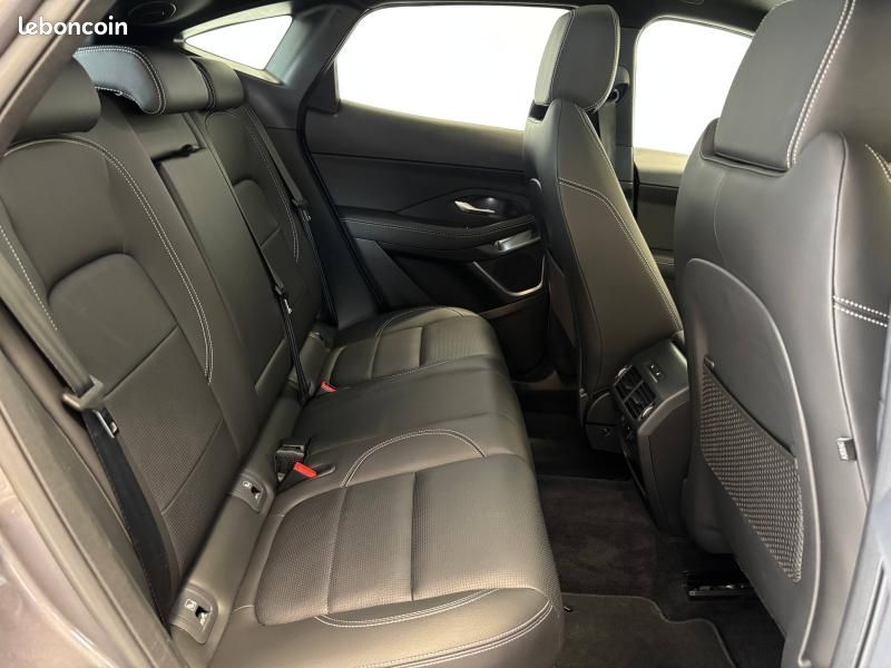 Jaguar E-Pace P270e PHEV 269ch R-Dynamic SE (image 11)