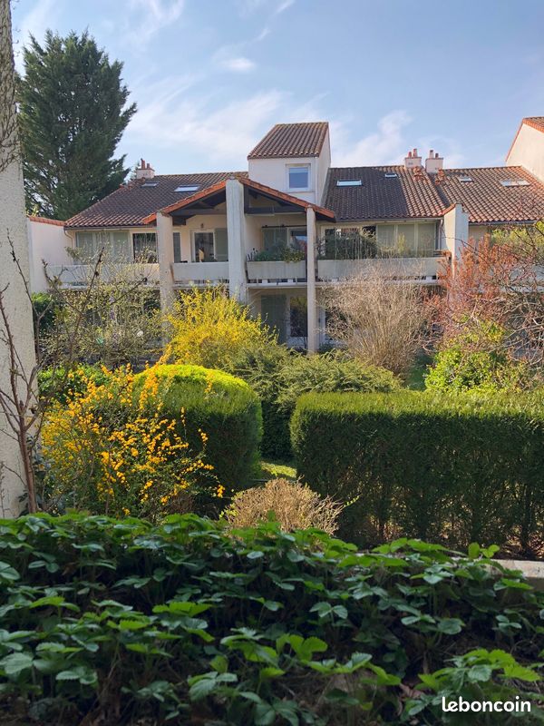 Appartement 4 pièces 96 m² · à Poitiers · 96 m² · 950 €/mois