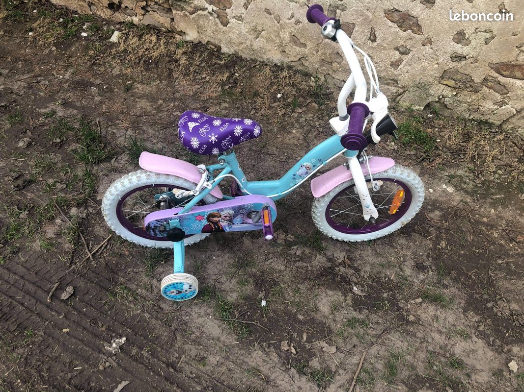 Vélo et trottinette reine des neige (image 3)