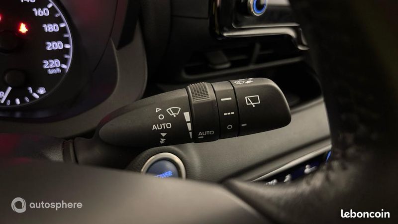 Toyota Yaris 116h Dynamic 5p MY22 (image 24)