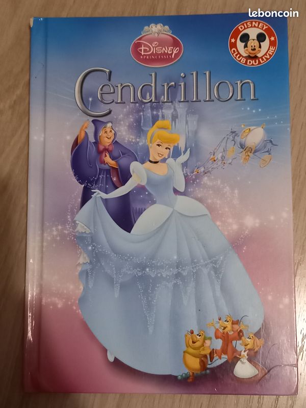 Livre pour enfant Cendrillon (image 1)