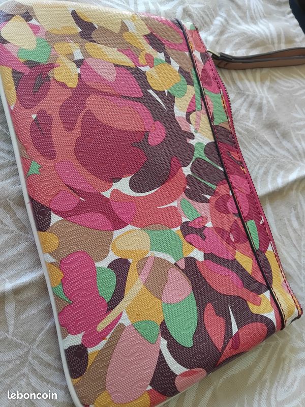 Sac.pochette guess (image 2)