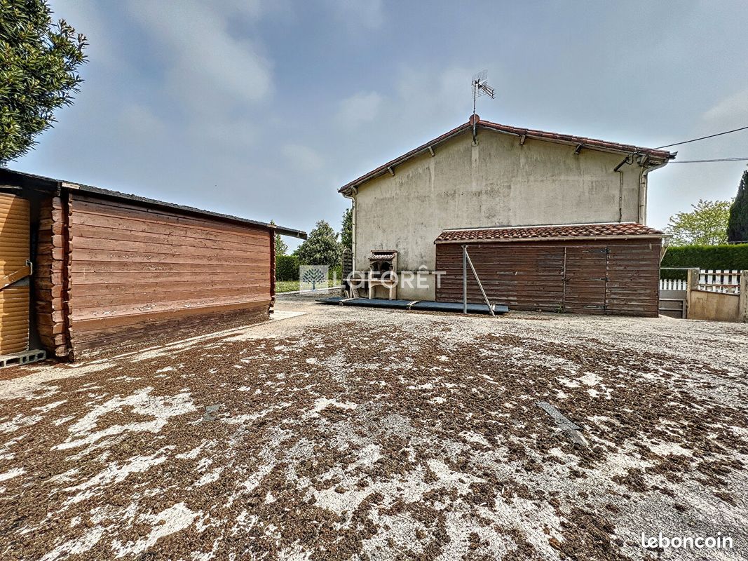 Pavillon 5 pièces 110 m² - Vernoux-en-Gâtine 79240 (image principale 14)