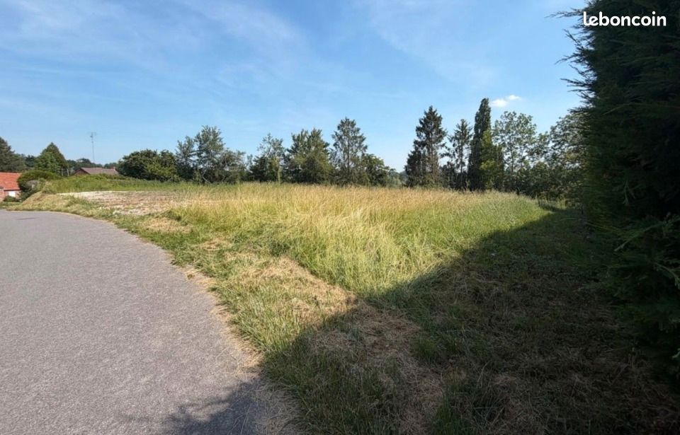 Terrain 1088 m² · à Sommaing · 77 900 €