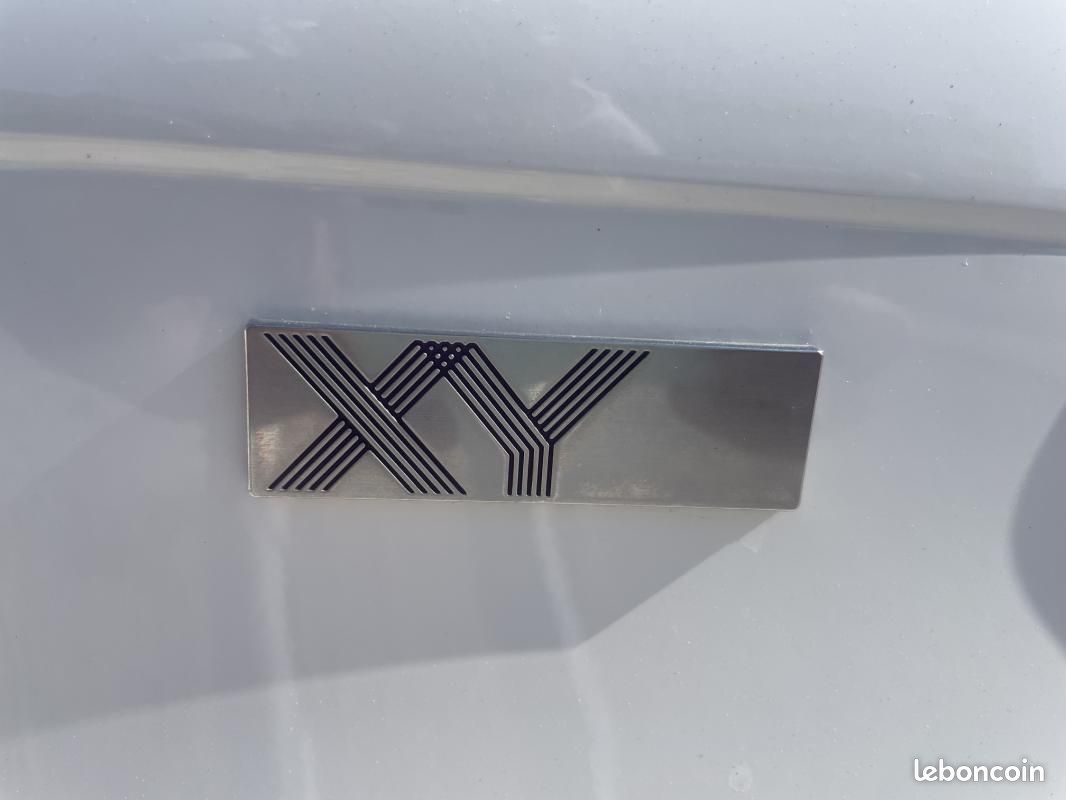 Peugeot 208 SERIE LIMITEE XY (image 5)