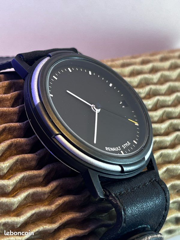 Montre Renault Style – Noire & Sobre – Bracelet pression (image 1)