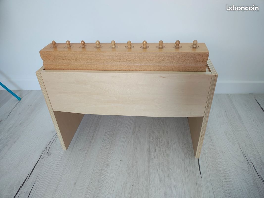 Les blocs de cylindres Montessori : description, présentation et apports | Découvrir Montessori Les blocs de cylindres Montessori : description, présentation et apports | Découvrir Montessori