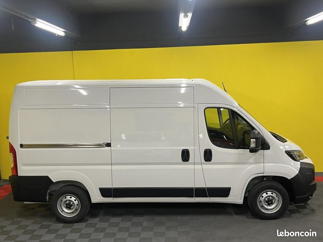 Fiat Ducato Fourgon 3.3 L2H2 2.2 - 140cv S&S III / caméra de recul roue secours 23983 H (image 20)