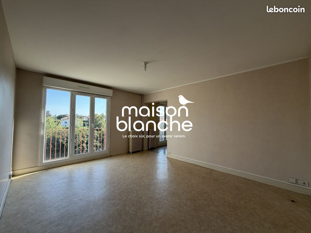Appartement 3 pièces 67 m² · à Saint-Maixent-l'École · 67 m² · 610 €/mois