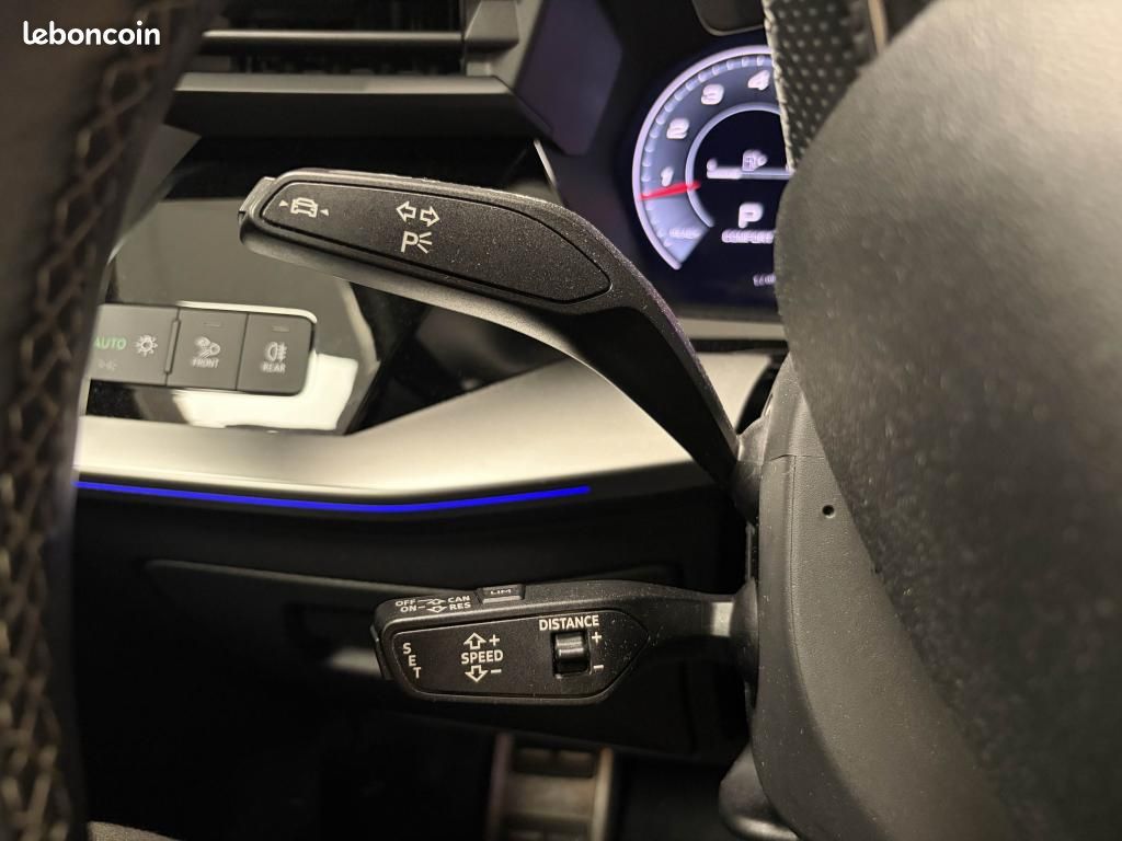 AUDI A3 Sportback 1.5 35 TFSI 150 ch S-Tronic 7 S line - CARPLAY - Attelage (image 21)