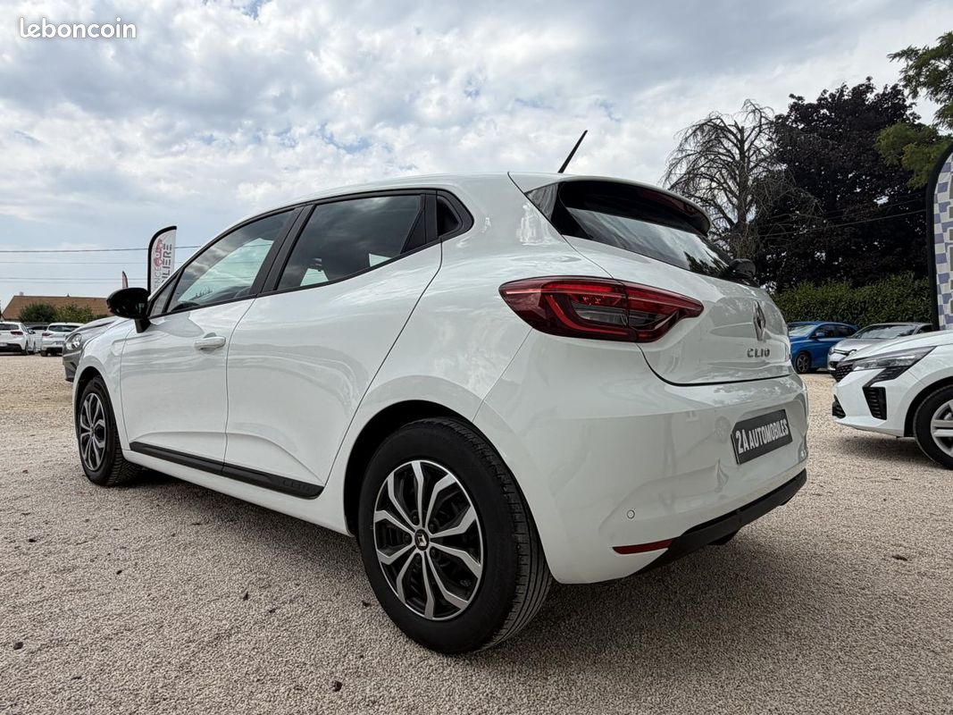 RENAULT CLIO V 1.6 E-Tech Hybride - 145CH - Finition Equilibre (image 5)