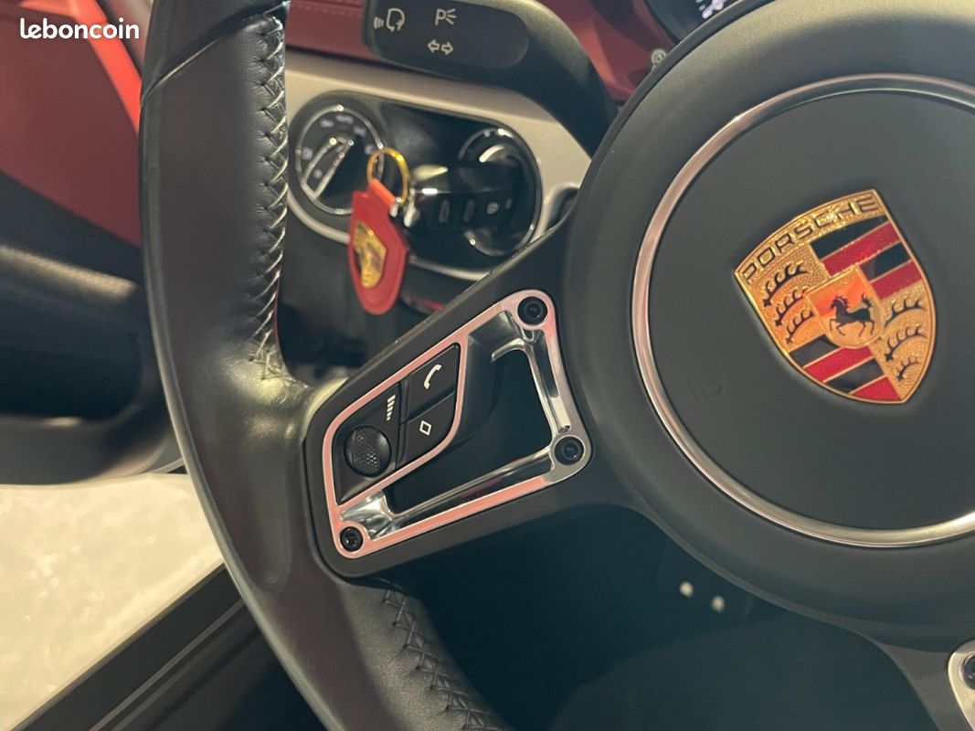 PORSCHE 718 SPYDER 4.0i 420 ch - PORSCHE APPROVED 12/2026 - BOSE - CARPLAY - INTERIEUR SPYDER CLASSIC HERITAGE - CAMERA (image 37)