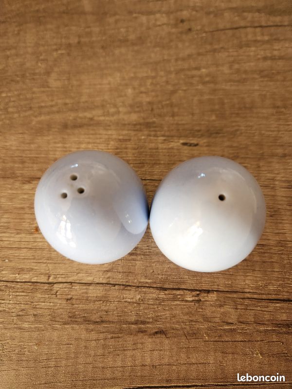 Salière et Poivrière Œuf en inox - - Yannick
