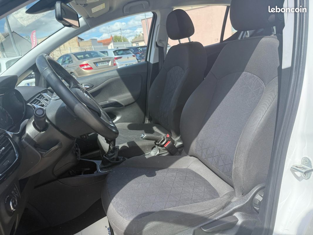 Opel Corsa 1.4 90 Design 120 ans (image 9)