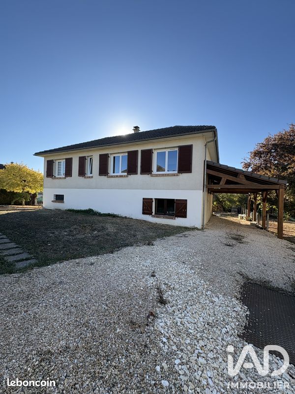 Maison 6 pièces 105 m² · à Fussy · 105 m² · 214 000 €