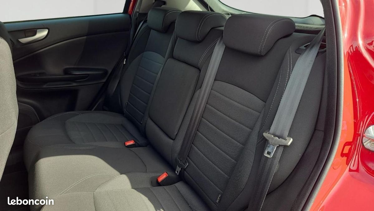 Alfa Romeo Giulietta Série 2 1.6 JTDm 120 ch S&S Super (image 13)