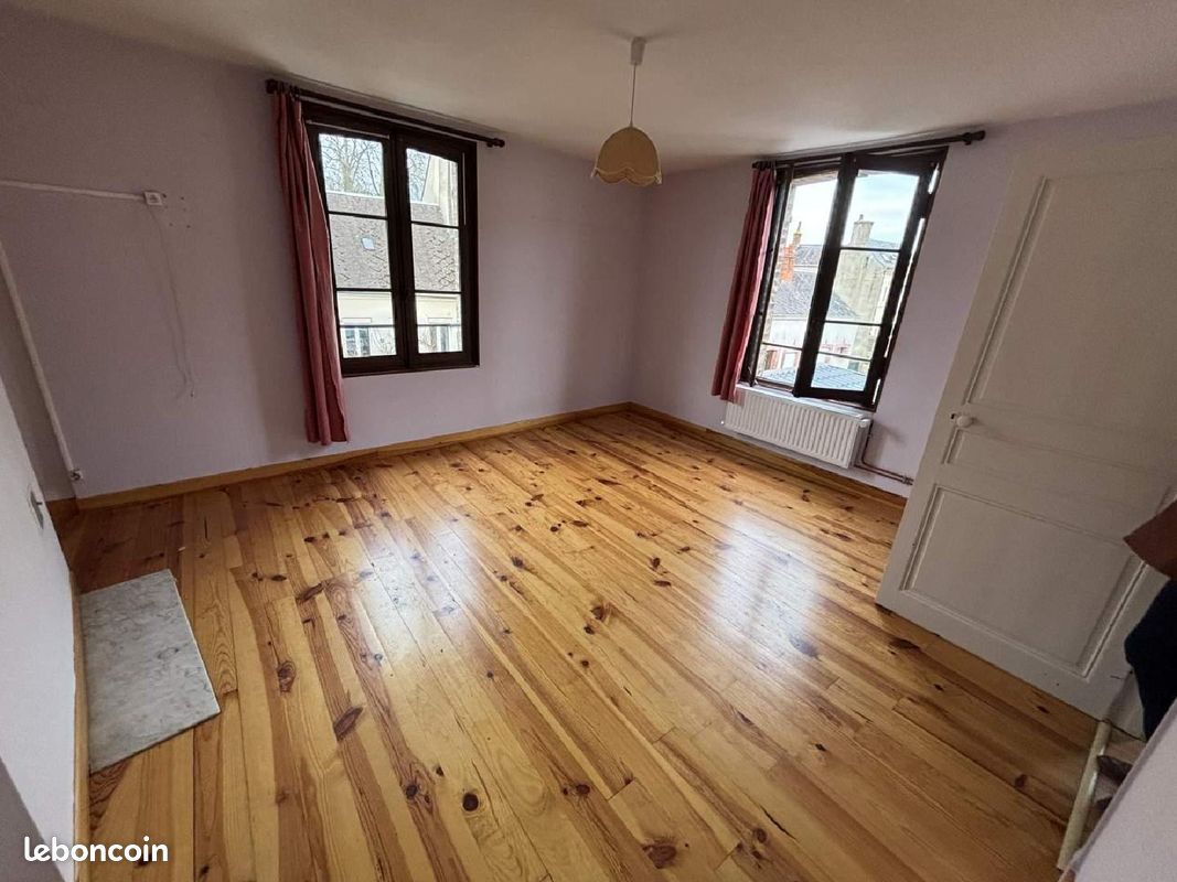 Maison de ville 85 m² Bessé-sur-Braye (image 9)