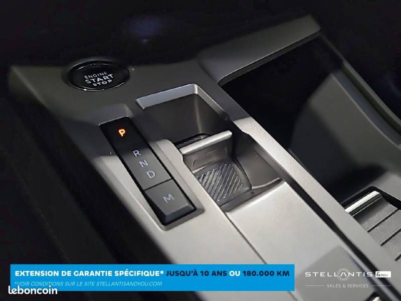 Peugeot 408 PureTech 130 ch S&S EAT8 Allure Pack (image 17)