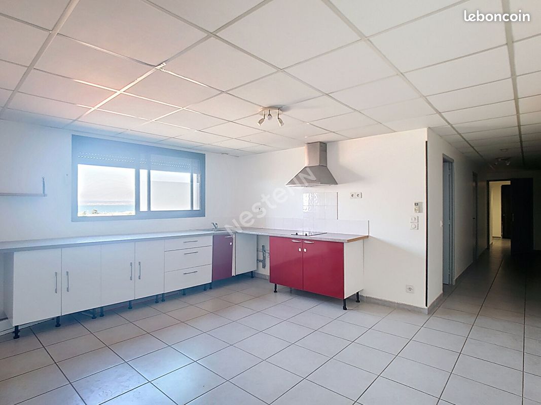 Appartement 3 pièces 63 m² · à Châteauneuf-les-Martigues · 63 m² · 760 €