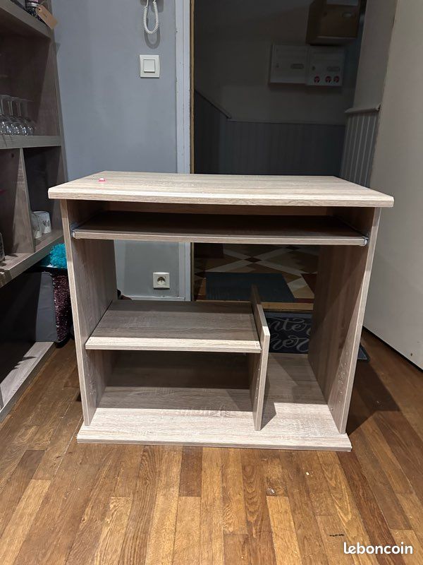 Bureau (image 2)