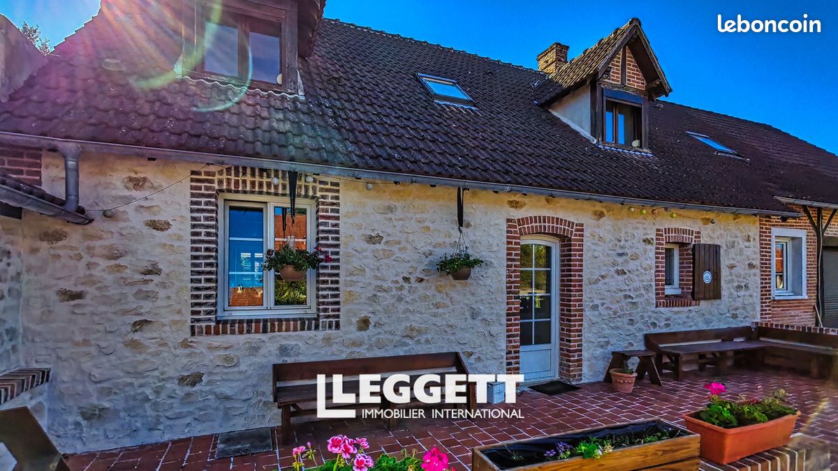 Maison 10 pièces 470 m² · à Lamotte-Beuvron · 470 m² · 550 000 €