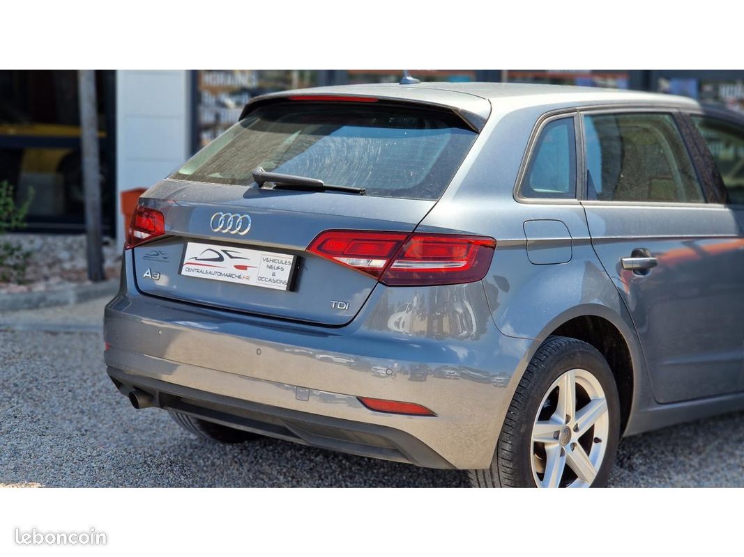 AUDI A3 Sportback 1.6 TDI - 110 Business Line (image 11)