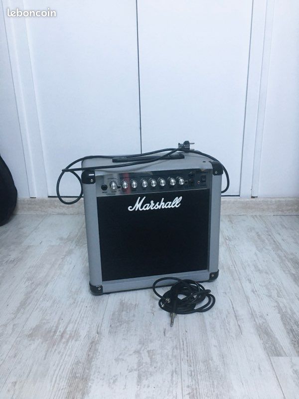 Ampli Marshall édition limitée MG spécial 15dfx 45watts (image 1)