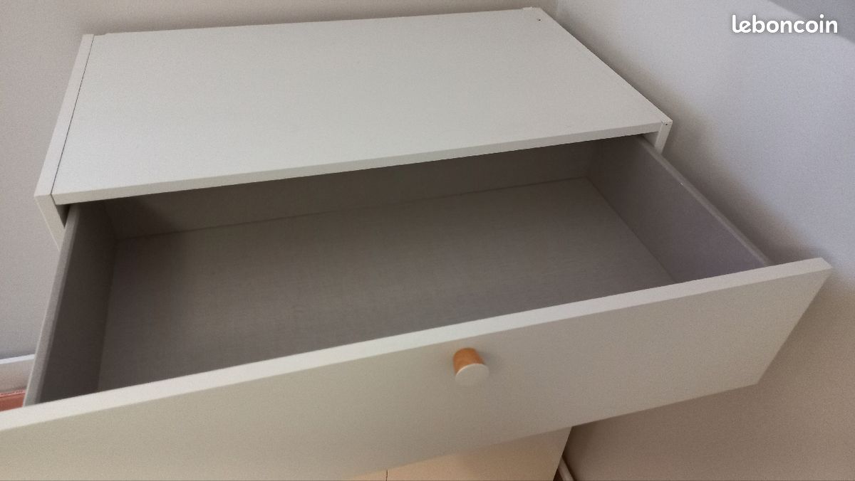 Commode (image 3)