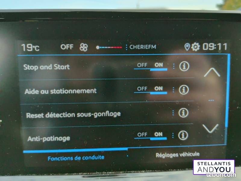Peugeot 208 PureTech 75 S&S BVM5 Style (image 18)