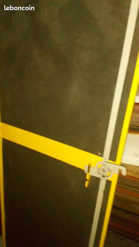 Portes blindées 3 points pour cave 0,60m x 1m85 (image 1)