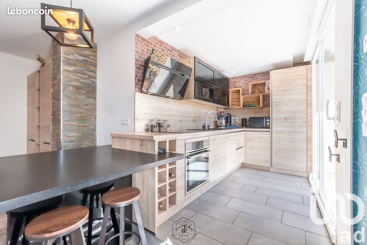 Appartement 6 pièces 175 m² · à Ennery · 175 m² · 289 000 €
