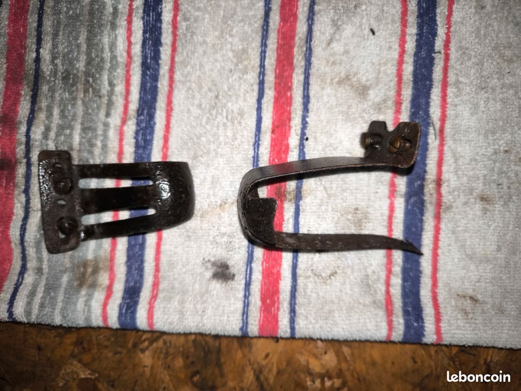 Cale pieds de vélo ancien - Équipements vélos