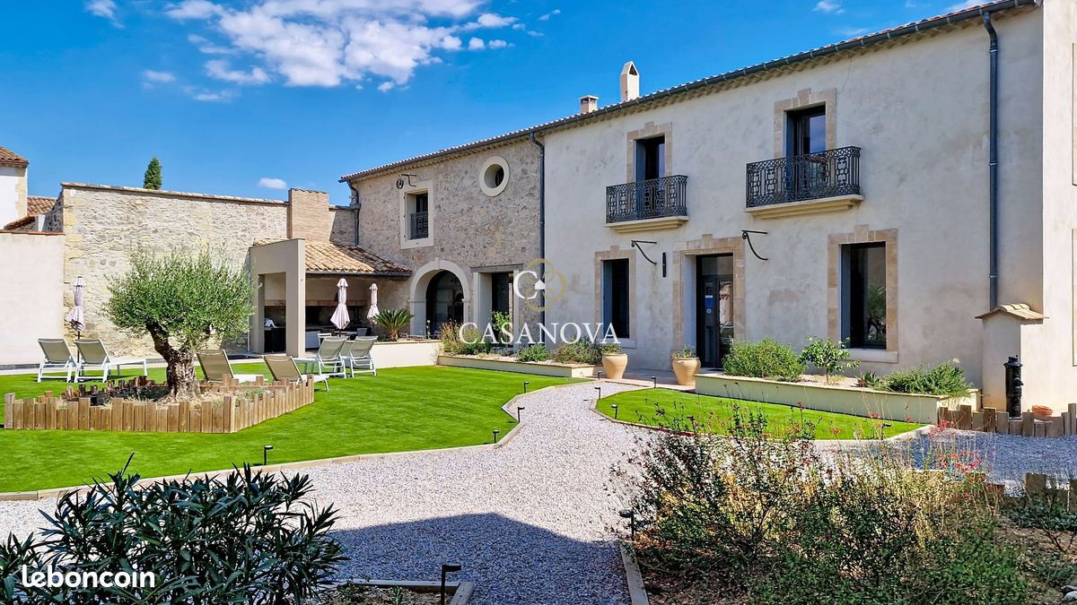 Maison 17 pièces 410 m² · à Béziers · 410 m² · 1 240 000 €