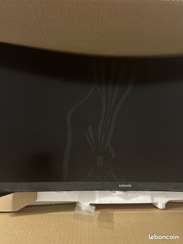 (HS) SAMSUMG ODYSSEY G5 34 POUCES 165Hz 1440p VA (image 1)